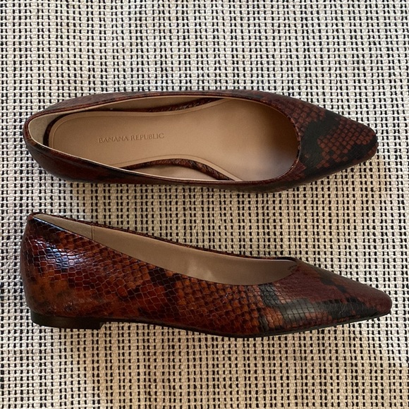 Banana Republic Shoes - Banana Republic Brown Leather Reptile Print Square Toe Flats